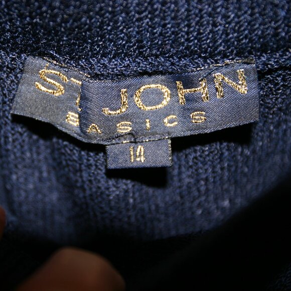 St. John Basics navy blue santana knit skirt, size 14 - Picture 1 of 3